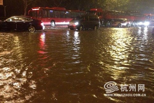 我國(guó)多地遭強(qiáng)降雨襲擊 洪澇災(zāi)害增多